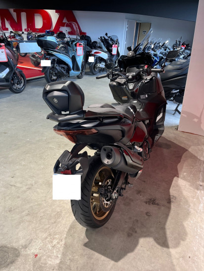 YAMAHA TMAX 560 TECH MAX - VEZIN LE COQUET
