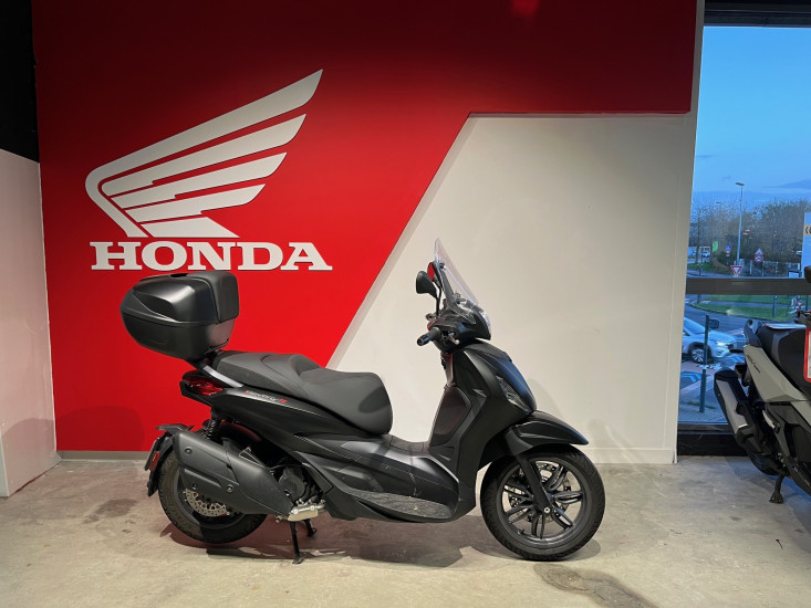 PIAGGIO BEVERLY 400S HPE - VEZIN LE COQUET