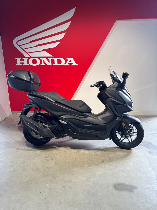 HONDA NSS FORZA 350 - 86€/MOIS* GARAGE FOLIE MERICOURT  PARIS 