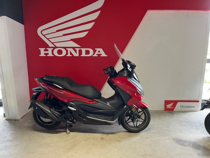 HONDA FORZA 350 - VEZIN LE COQUET