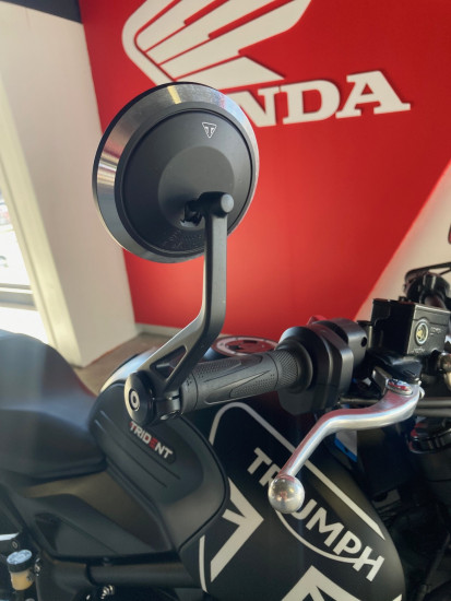 TRIUMPH 660 TRIDENT - VEZIN LE COQUET