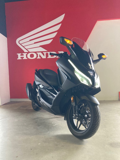HONDA FORZA 350 - VEZIN LE COQUET