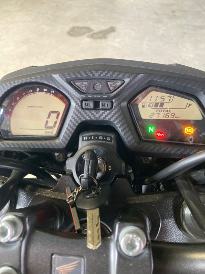 HONDA CB650F ABS VS HORNET - VEZIN LE COQUET