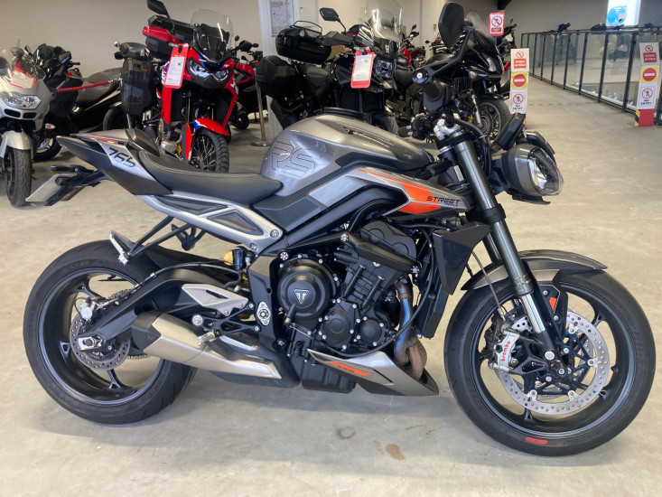 triumph street triple rs 765 - VEZIN LE COQUET