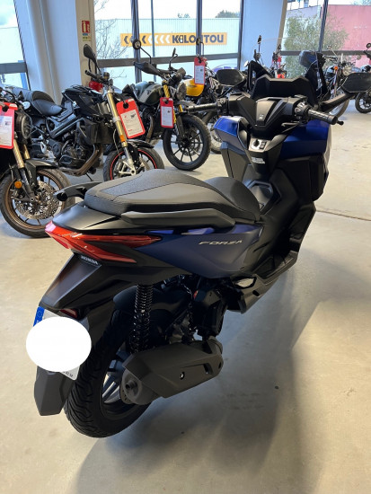HONDA FORZA 125 2025 6KMS - VEZIN LE COQUET