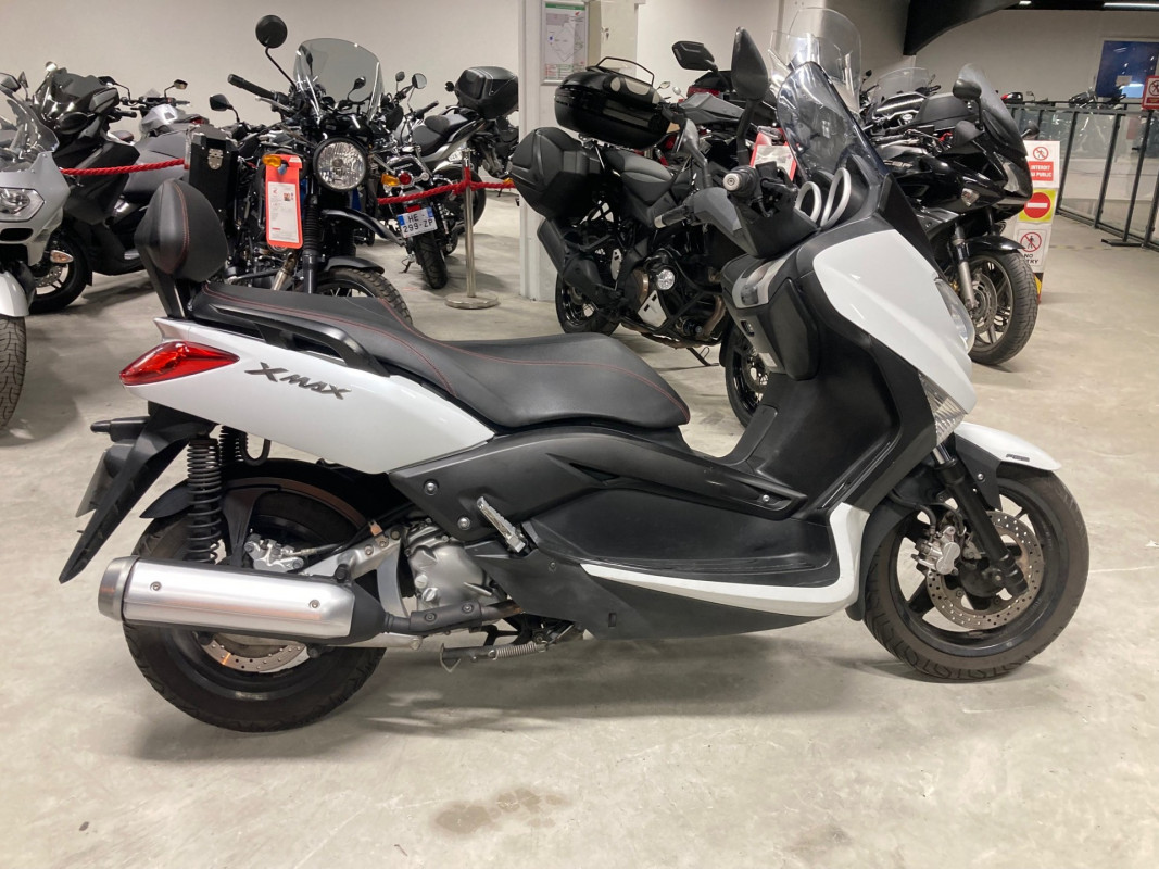 HONDA PCX 125 EURO-BIKE 77  VERT-SAINT-DENIS 