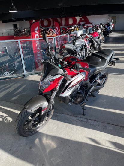 HONDA CB650F 2018 - VEZIN LE COQUET
