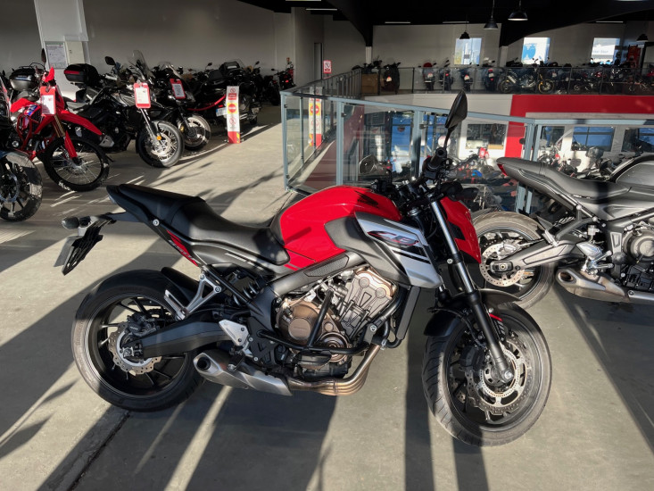 HONDA CB650F 2018 - VEZIN LE COQUET