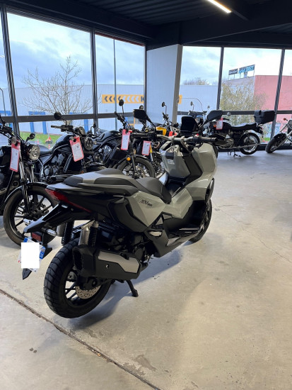HONDA ADV 350 2024 - VEZIN LE COQUET