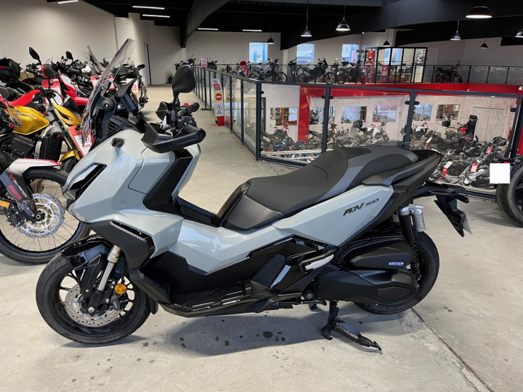 HONDA ADV 350 2024 - VEZIN LE COQUET