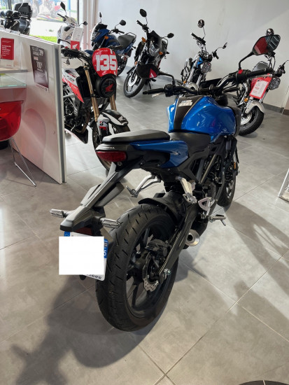 HONDA CB125R 2024 500kms - VEZIN LE COQUET