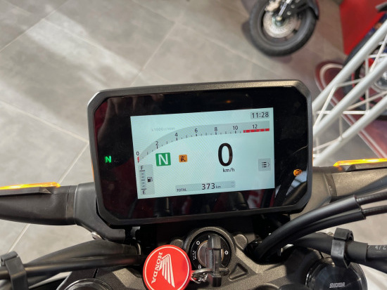 HONDA CB125R 2024 500kms - VEZIN LE COQUET