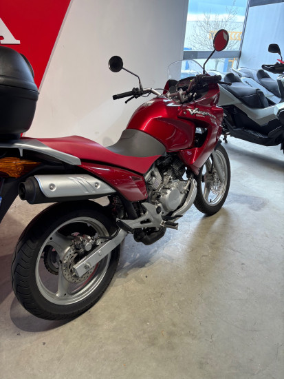 Honda VARADERO 125 - VEZIN LE COQUET