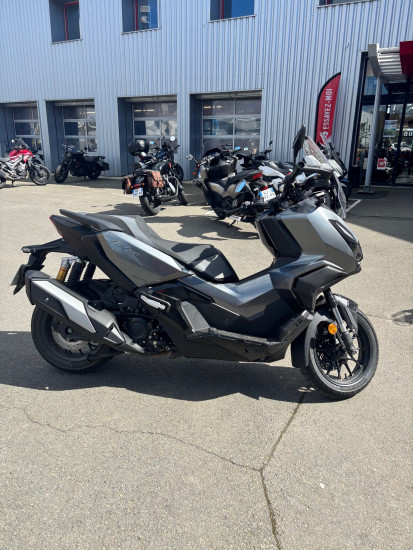 Honda ADV 350 - VEZIN LE COQUET