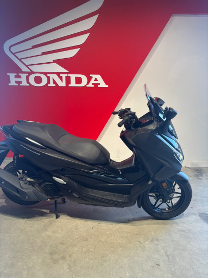 Honda Forza 125 - VEZIN LE COQUET