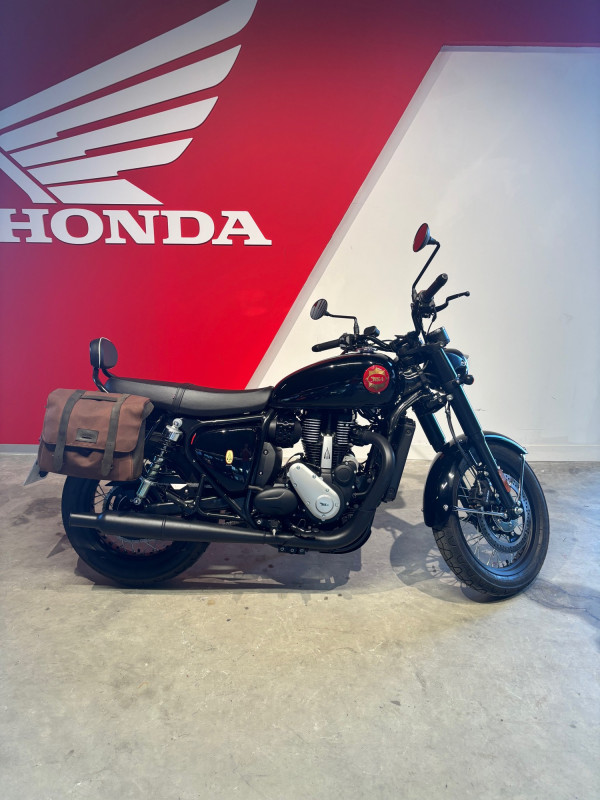 BSA 650 Goldstar Shadow Black LECONTE MOTOS  VEZIN LE COQUET 