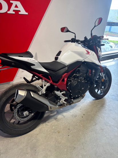 Honda Hornet 750 - VEZIN LE COQUET